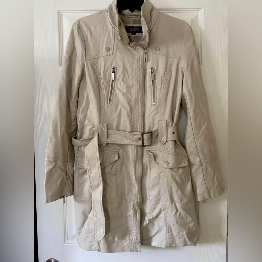Kenneth Cole Women’s Faux Leather trench coat Medium Beige